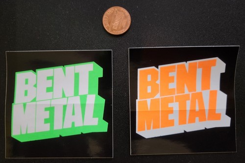 Bent metal snowboard - snowboard, bindings